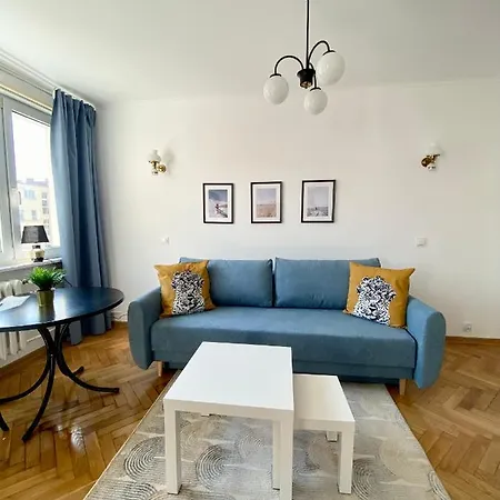 Avis Skwer Kosciuszki 17-19 Gdynia